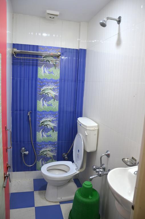 Hotel Royal Apple Ahmedabad Værelse billede